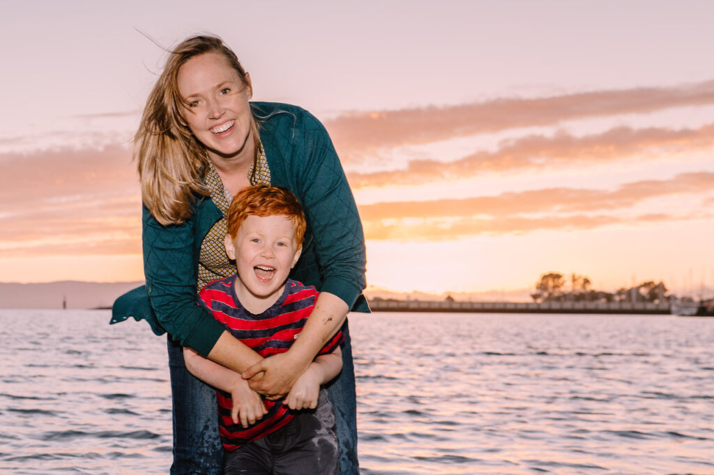 san-francisco-family-photographer-carmen-dunham-photography-KP5 mom hugging son laughing family session alameda east bay area
