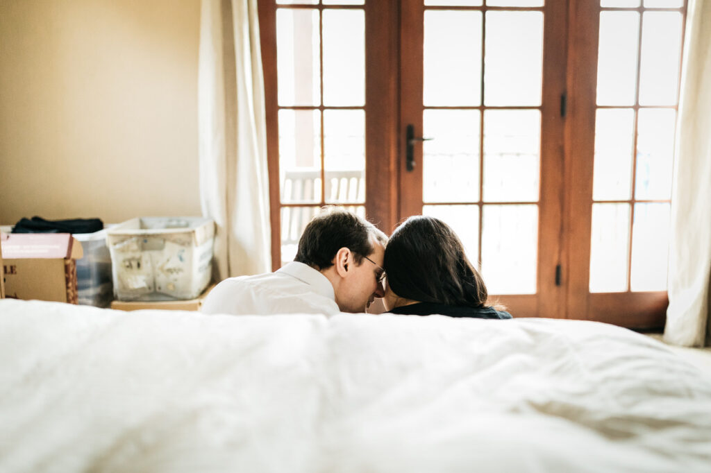 mom and dad connecting newborn session sf bay area
