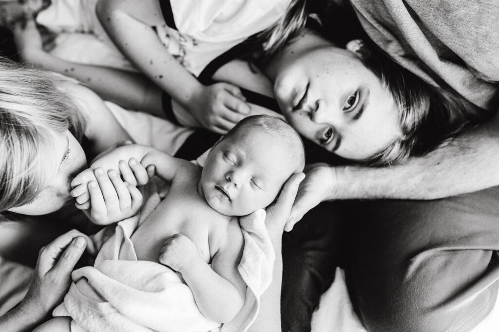 family bonding newborn home session bay area alameda