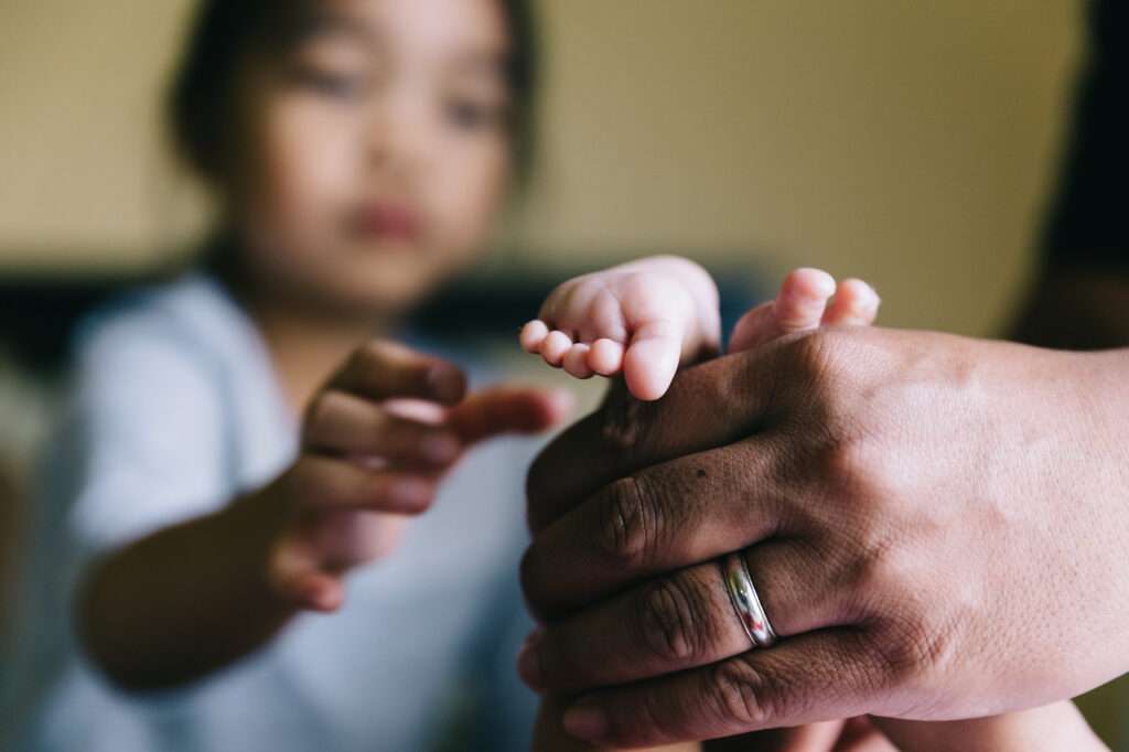 itty bitty baby toes beautiful chaos family bonding home newborn session sf bay area