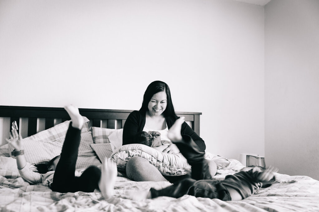 beautiful chaos family bonding home newborn session sf bay area