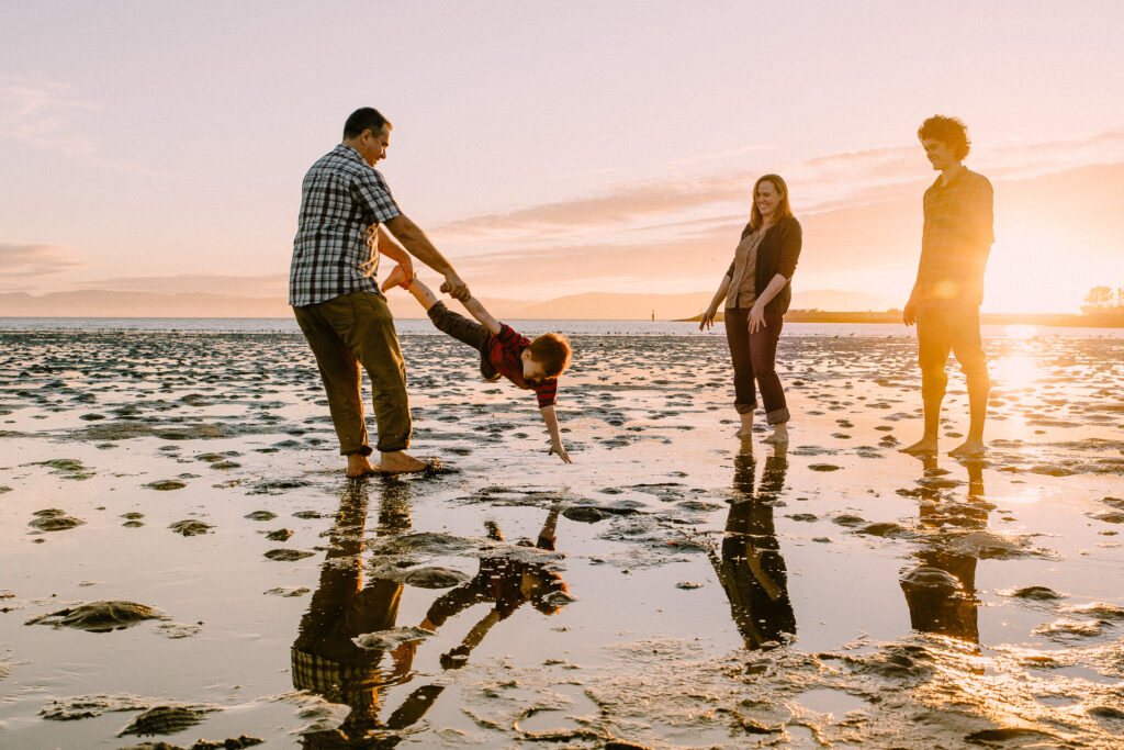 IMG_2316-Alameda-Crown-Beach-Family-Photographer-Carmen-Dunham-Photography